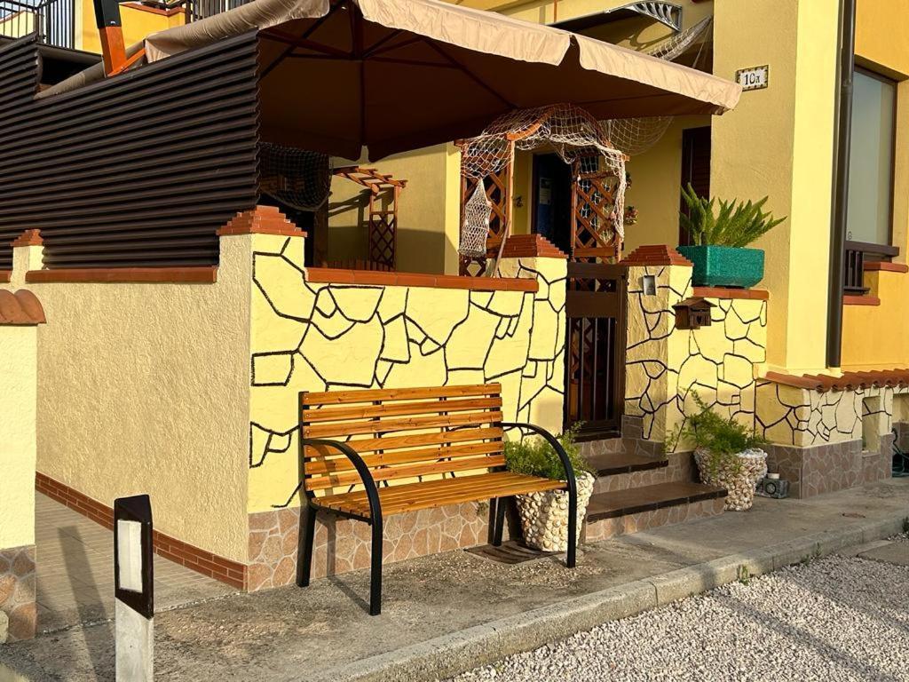 تيرمولي Triangolo Delle Bermuda B&B المظهر الخارجي الصورة