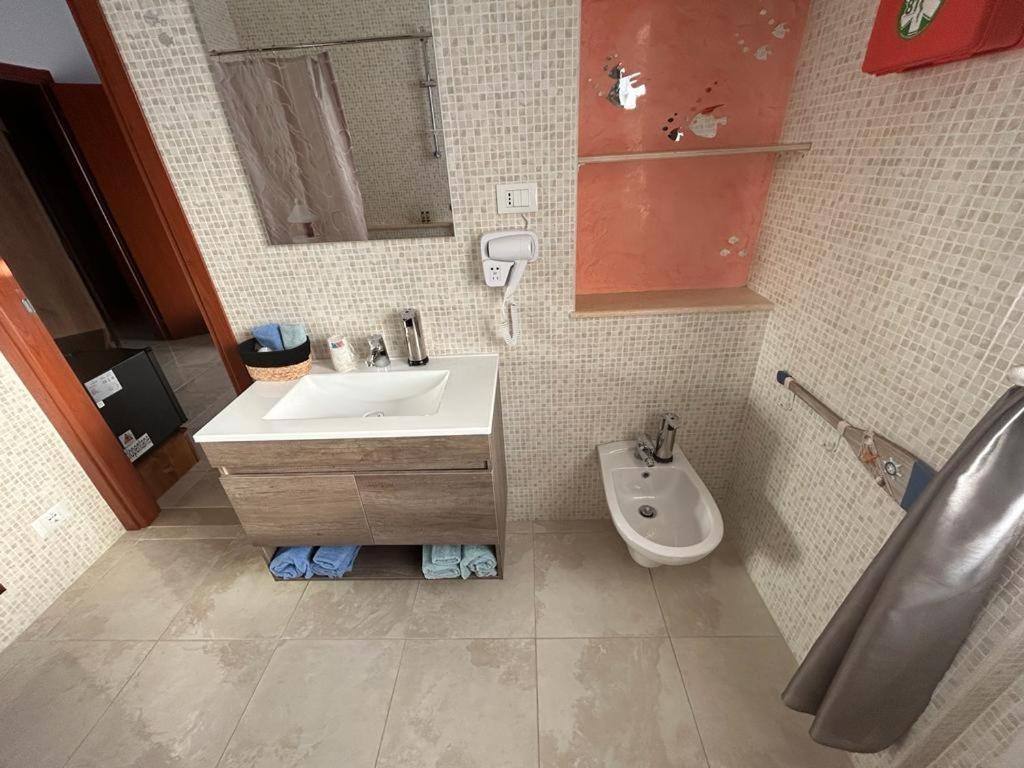تيرمولي Triangolo Delle Bermuda B&B المظهر الخارجي الصورة